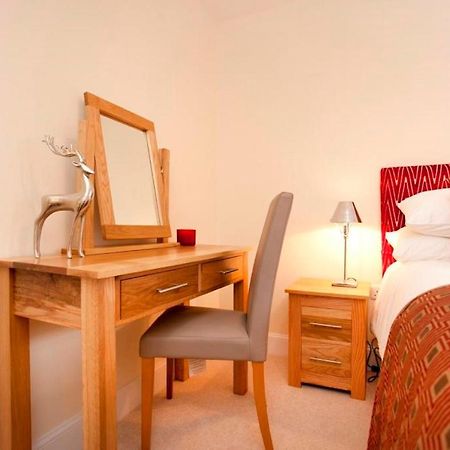 Dbs Serviced Apartments - The Twain Castle Donington Exterior foto